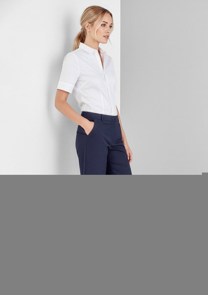 Womens Comfort Waist Cargo Short